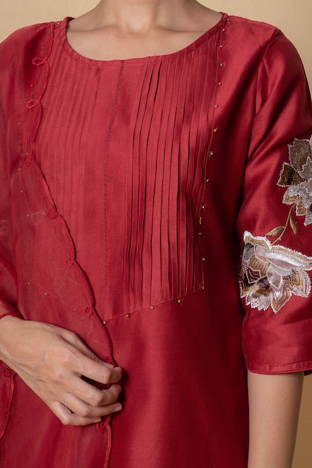 Buy_Kameez_Red Chanderi, Cotton, Organza Embroidery Round Neck Kurta Set 