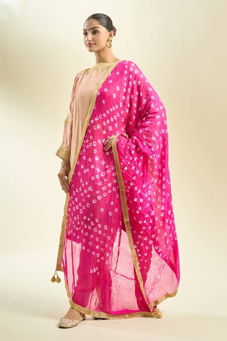Buy Samyukta Singhania Embroidered Pink Silk Blend Bandhani Print Dupatta Buy_Samyukta Singhania_Embroidered Pink Silk Blend Bandhani Print Dupatta