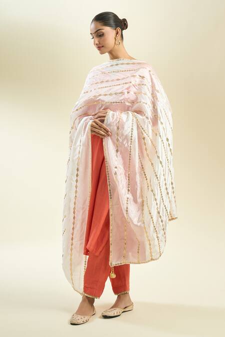 Samyukta Singhania White Embroidered Silk Blend Dupatta Online at Aza Fashions Samyukta Singhania_White Embroidered Silk Blend Dupatta_Online_at_Aza_Fashions