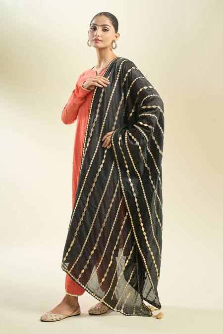 Samyukta Singhania_Black Silk Blend Dupatta With Golden Stripes_Online_at_Aza_Fashions