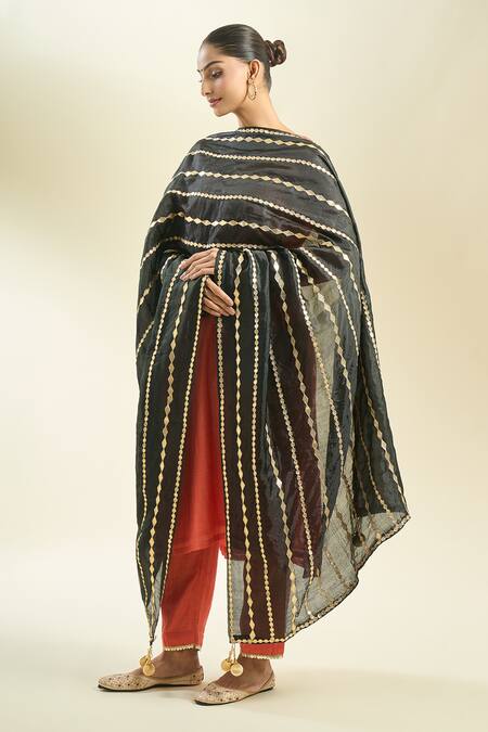 Shop_Samyukta Singhania_Black Silk Blend Dupatta With Golden Stripes_Online_at_Aza_Fashions