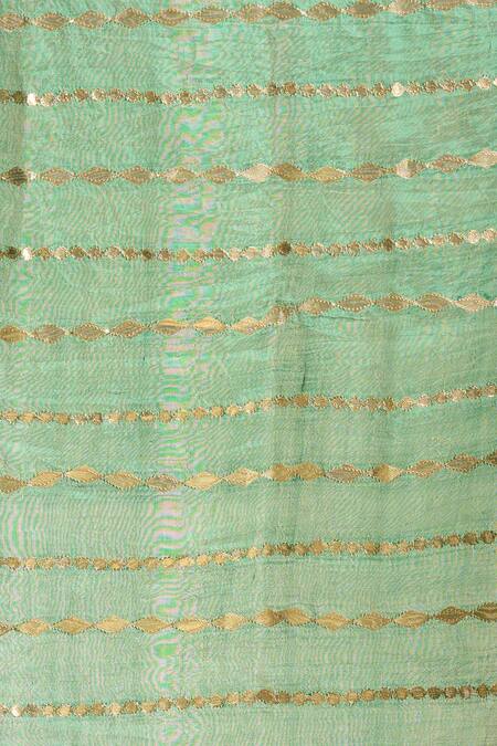 Samyukta Singhania_Bottle Green Silk Blend Dupatta_at_Aza_Fashions