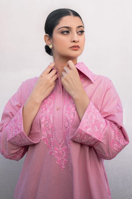 Daljit Sudan Pink Cotton Embroidery Collared Phiran Kurta Set Online at Aza Fashions Daljit Sudan_Pink Cotton Embroidery Collared Phiran Kurta Set _Online_at_Aza_Fashions