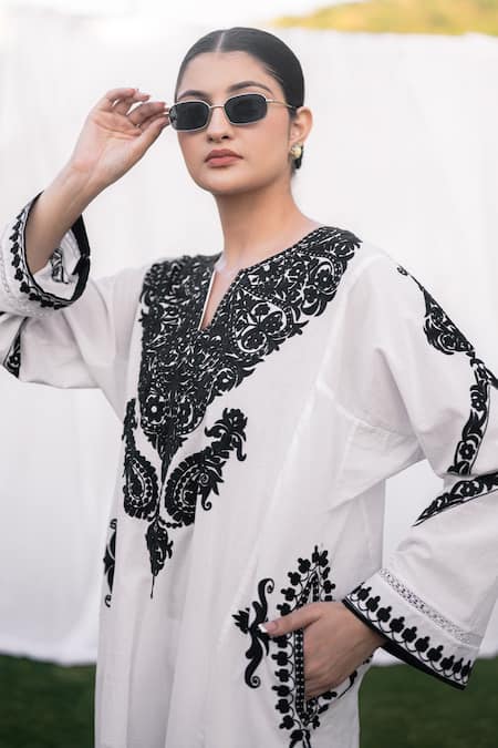 Buy_Daljit Sudan_White Cotton Embroidery V-neck Designer Phiran Kurta Set _Online_at_Aza_Fashions