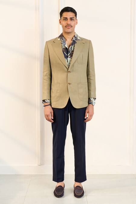 Gargee Designers Green Linen Single Breasted Blazer at Aza Fashions Gargee Designers_Green Linen Single Breasted Blazer_at_Aza_Fashions