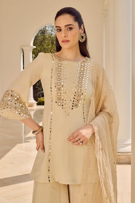 Parul Gandhi_Ivory Tissue Sequins, Beads Round Neck Kurta Set _Online_at_Aza_Fashions