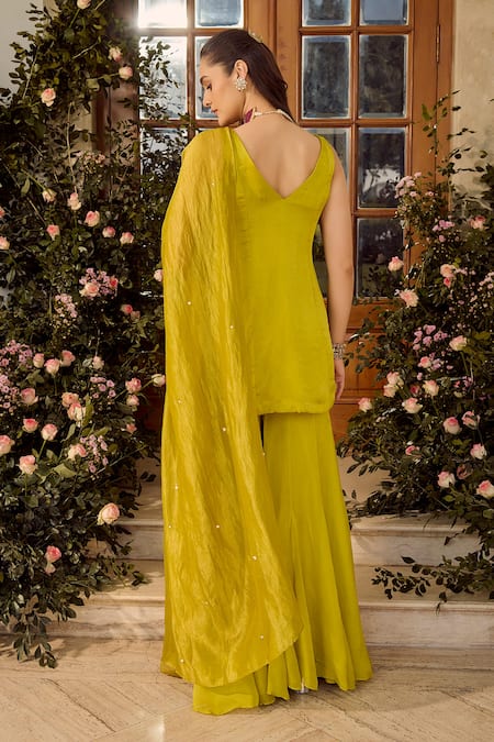 Shop_Parul Gandhi_Green Linen, Organza, Satin Embroidery V-neck Lime Kurta Set _at_Aza_Fashions