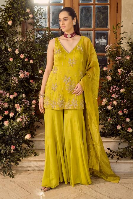 Shop_Parul Gandhi_Green Linen, Organza, Satin Embroidery V-neck Lime Kurta Set _Online_at_Aza_Fashions