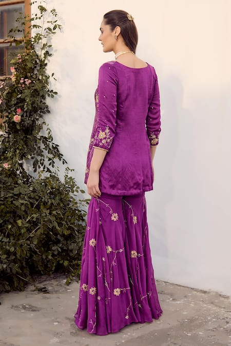 Shop_Parul Gandhi_Purple Linen, Organza, Satin Embroidery Split V-neck Kurta Set _at_Aza_Fashions
