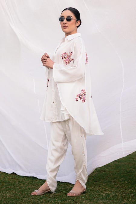 Buy_Daljit Sudan_White Satin Embroidery Collared German Pant Set _Online_at_Aza_Fashions