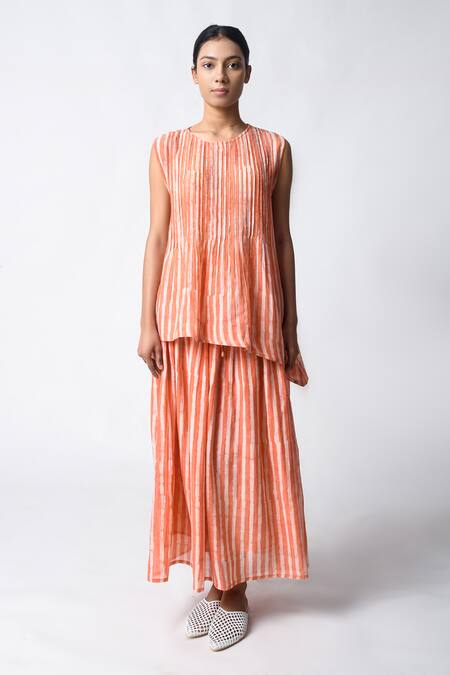 JAYATI GOENKA Coral Chanderi Silk Round Neck Pintuck Cord Set Online at Aza Fashions JAYATI GOENKA_Coral Chanderi Silk Round Neck Pintuck Cord Set _Online_at_Aza_Fashions