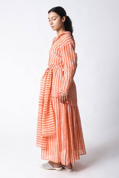 JAYATI GOENKA Coral Chanderi Silk V-neck, Collared Cami Wrap Co-ord Set Online at Aza Fashions JAYATI GOENKA_Coral Chanderi Silk V-neck, Collared Cami Wrap Co-ord Set _Online_at_Aza_Fashions