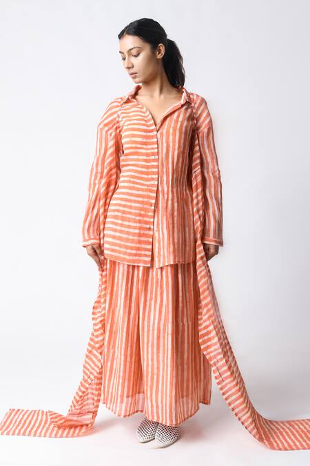 Shop JAYATI GOENKA Coral Chanderi Silk V-neck, Collared Cami Wrap Co-ord Set Online at Aza Fashions Shop_JAYATI GOENKA_Coral Chanderi Silk V-neck, Collared Cami Wrap Co-ord Set _Online_at_Aza_Fashions