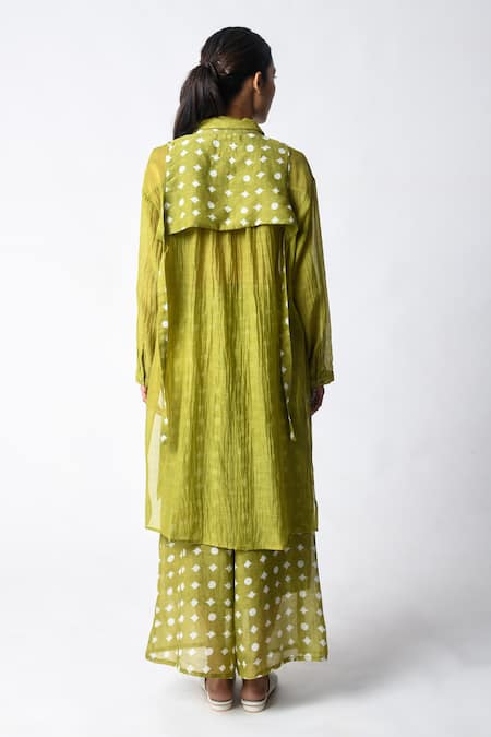 Shop JAYATI GOENKA Green Chanderi Silk Collared Henna Shirt Co-ord Set at Aza Fashions Shop_JAYATI GOENKA_Green Chanderi Silk Collared Henna Shirt Co-ord Set _at_Aza_Fashions