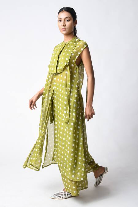 JAYATI GOENKA Green Chanderi Silk Round Neck Slit Tunic Henna Set Online at Aza Fashions JAYATI GOENKA_Green Chanderi Silk Round Neck Slit Tunic Henna Set _Online_at_Aza_Fashions