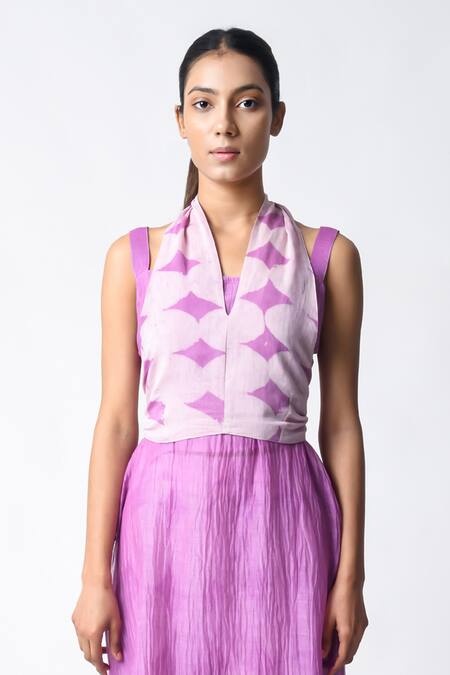 JAYATI GOENKA Purple Chanderi Silk Embroidery V-neck Tie-wrap Plum Co-ord Set at Aza Fashions JAYATI GOENKA_Purple Chanderi Silk Embroidery V-neck Tie-wrap Plum Co-ord Set _at_Aza_Fashions