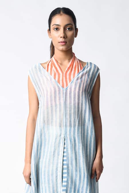 JAYATI GOENKA_Blue Chanderi Silk V-neck Striped Tunic Sky Set _Online_at_Aza_Fashions