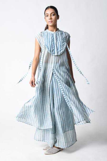 Shop_JAYATI GOENKA_Blue Chanderi Silk V-neck Slit Shirt Tunic Sky Set _Online_at_Aza_Fashions