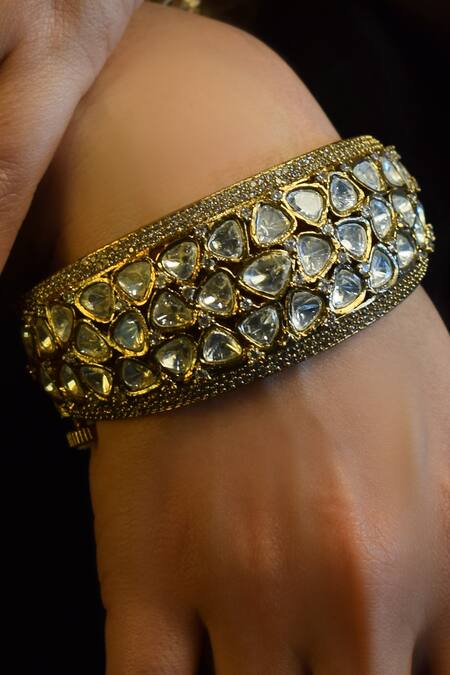 Amaara Jewels_Gold Plated Stones Antique Polki Bangle _Online_at_Aza_Fashions