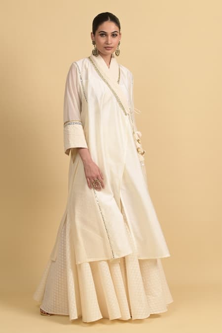 Rishi and Vibhuti_Ivory Cotton, Chanderi Silk Tassels V-neck Angarkha Kurta And Flared Pant Set _Online_at_Aza_Fashions