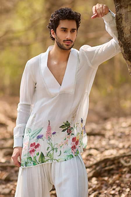 Nirmooha_White Chiffon Floral Printed Ivory Haze Kurta Set _Online_at_Aza_Fashions