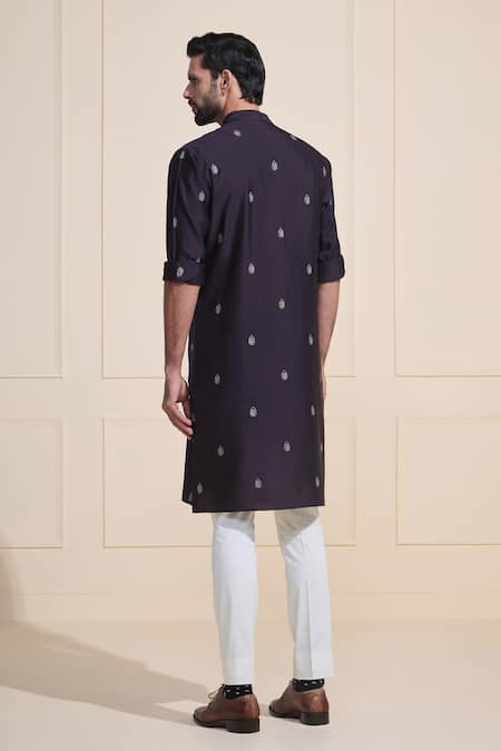 Shop Raghavendra Rathore Jodhpur Black Silk Embroidery Obsidian Sleek Kurta at Aza Fashions Shop_Raghavendra Rathore Jodhpur_Black Silk Embroidery Obsidian Sleek Kurta _at_Aza_Fashions
