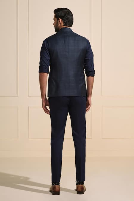 Shop Raghavendra Rathore Jodhpur Black Tailored Classic Bundi Jacket at Aza Fashions Shop_Raghavendra Rathore Jodhpur_Black Tailored Classic Bundi Jacket _at_Aza_Fashions