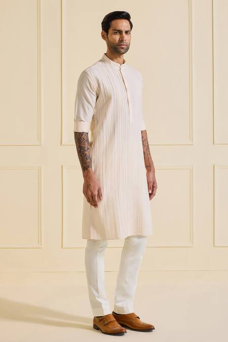 Raghavendra Rathore Jodhpur Peach Viscose, Silk Light Pleated Designer Kurta Online at Aza Fashions Raghavendra Rathore Jodhpur_Peach Viscose, Silk Light Pleated Designer Kurta _Online_at_Aza_Fashions