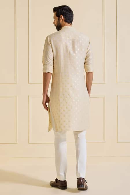 Shop Raghavendra Rathore Jodhpur Off White Silk Embroidery Classic Kurta at Aza Fashions Shop_Raghavendra Rathore Jodhpur_Off White Silk Embroidery Classic Kurta _at_Aza_Fashions