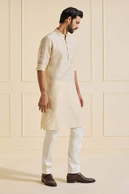 Raghavendra Rathore Jodhpur Off White Silk Embroidery Classic Kurta Online at Aza Fashions Raghavendra Rathore Jodhpur_Off White Silk Embroidery Classic Kurta _Online_at_Aza_Fashions