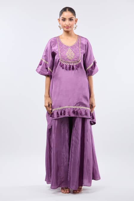 Samyukta Singhania_Purple Crepe Tassels, Embroidery Round Neck Digital Handwork Kaftan Set _Online_at_Aza_Fashions