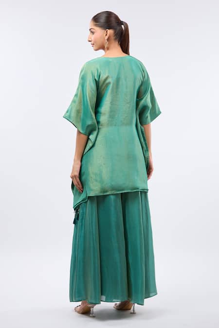 Samyukta Singhania Embroidered Green Kaftan Set 