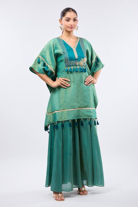 Samyukta Singhania_Green Tissue Tassels, Embroidery V-neck Kaftan Set_Online_at_Aza_Fashions