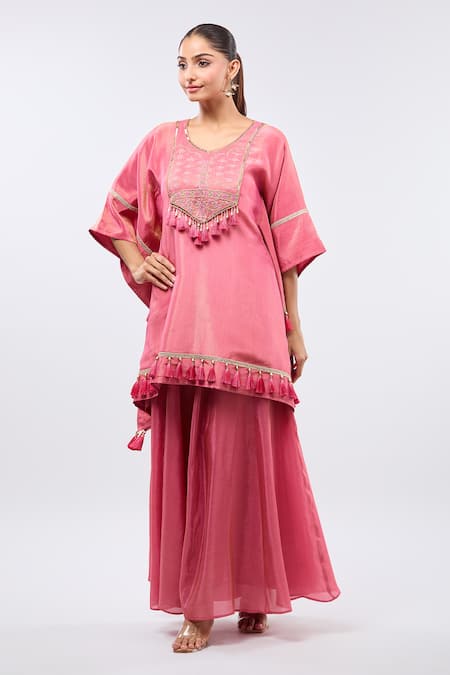 Buy_Samyukta Singhania_Pink Tissue Tassels, Embroidery Round Neck Digital Hand Work Kaftan Set 