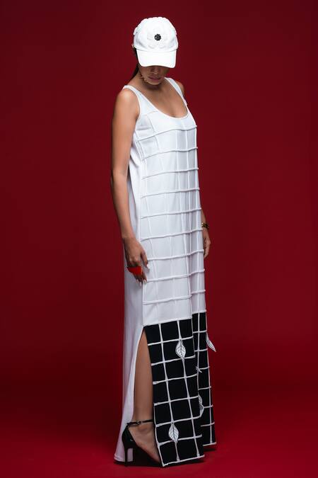 Buy_Khushboo Haran Borkar_White Embroidery Scoop Neck Leaf Lattice Maxi Dress_Online_at_Aza_Fashions
