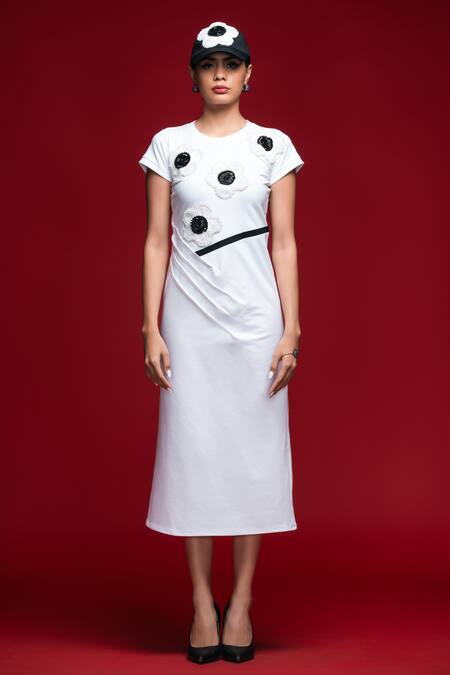 Shop Khushboo Haran Borkar White Embroidery Round Neck Contrast Bloom Column Midi Dress at Aza Fashions Shop_Khushboo Haran Borkar_White Embroidery Round Neck Contrast Bloom Column Midi Dress_at_Aza_Fashions