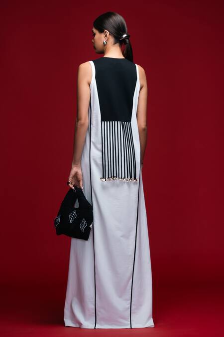 Shop Khushboo Haran Borkar White Tassels V-neck Aetheric Maxi Gown at Aza Fashions Shop_Khushboo Haran Borkar_White Tassels V-neck Aetheric Maxi Gown_at_Aza_Fashions