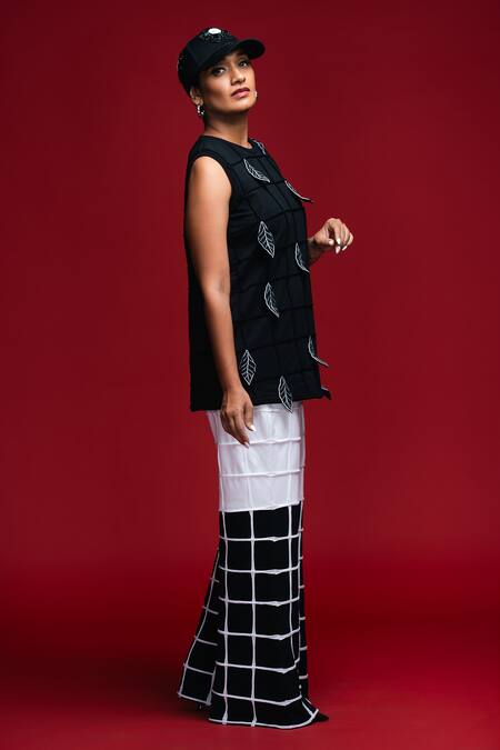 Khushboo Haran Borkar_Black Embroidery Crew Neck Nocturne Weave Co-ord Set_Online_at_Aza_Fashions