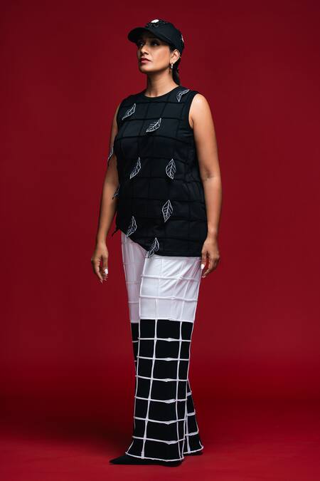 Shop_Khushboo Haran Borkar_Black Embroidery Crew Neck Nocturne Weave Co-ord Set_Online_at_Aza_Fashions