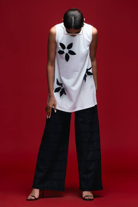 Buy_Khushboo Haran Borkar_White Cotton Applique Crew Neck Floral Co-ord Set_Online_at_Aza_Fashions