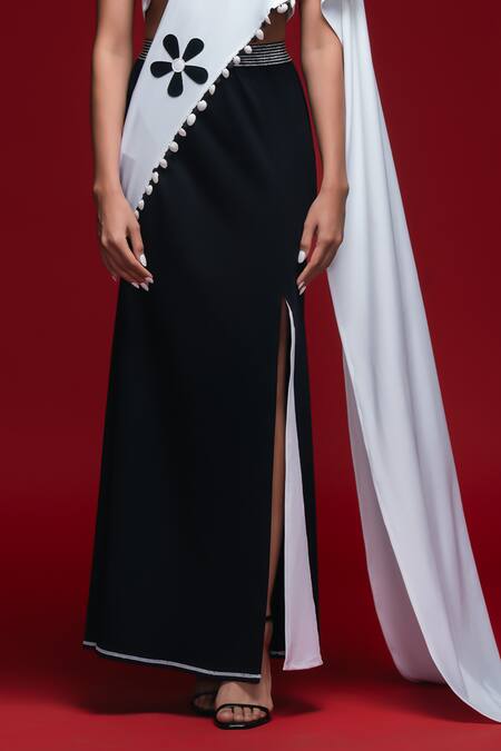 Khushboo Haran Borkar White Lycra Embroidery, Pom-poms Round Neck Floral Pre-draped Saree Set at Aza Fashions Khushboo Haran Borkar_White Lycra Embroidery, Pom-poms Round Neck Floral Pre-draped Saree Set_at_Aza_Fashions