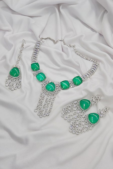 Kavipushp Green Stone Beaded Necklace Set 