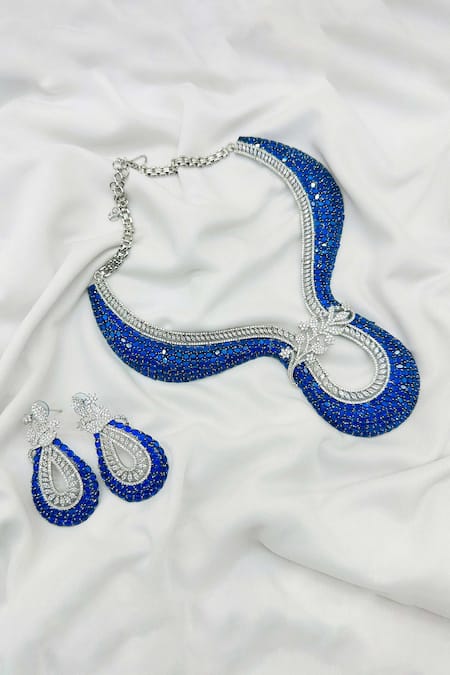 Kavipushp AD Blue Stone Choker Necklace Set 