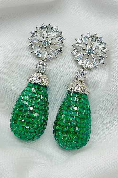 Shop_Kavipushp_Green Diamonds Emerald Drop Earring Set _at_Aza_Fashions
