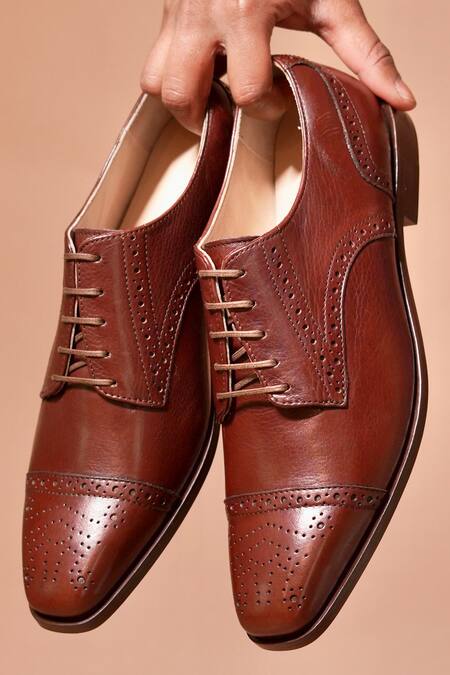 Buy Dmodot Brown Designer Leather Shoes Online at Aza Fashions Buy_Dmodot_Brown Designer Leather Shoes _Online_at_Aza_Fashions