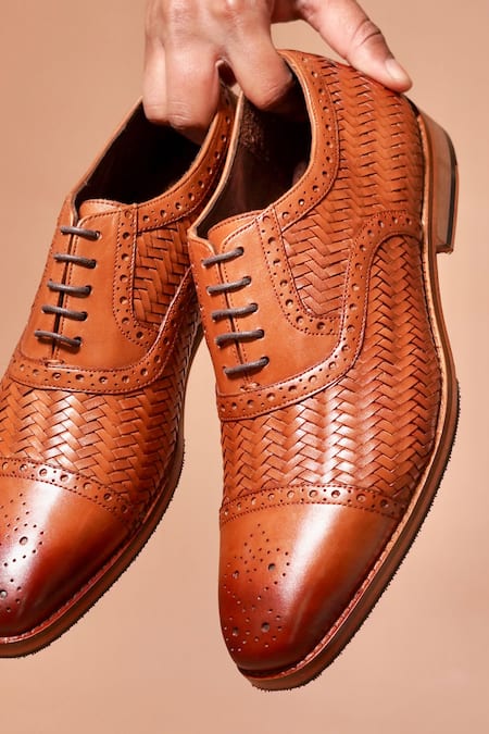 Buy_Dmodot_Brown Designer Leather Brogue Shoes _Online_at_Aza_Fashions
