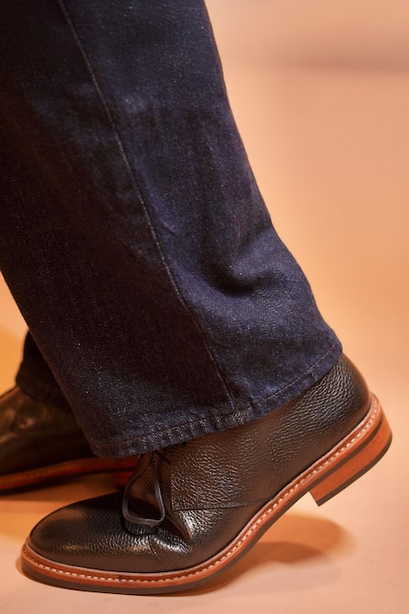 Dmodot_Black Milled Leather Chukka Boots _at_Aza_Fashions