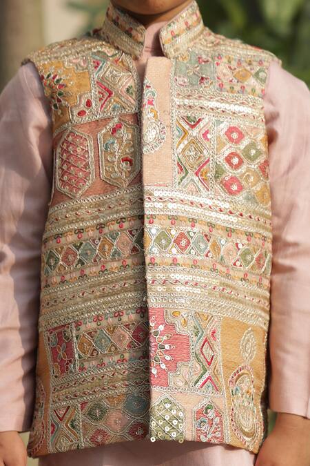 Buy_Taber Tikri_Pink Cotton, Silk Embroidery, Sequins Kurta Set With Jacket _Online_at_Aza_Fashions