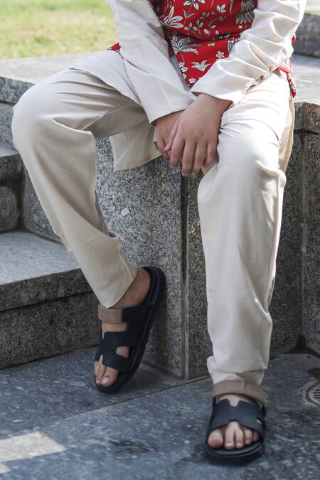 Taber Tikri_Red Cotton, Silk, Georgette Embroidery Floral Work Nehru Jacket Set _Online_at_Aza_Fashions