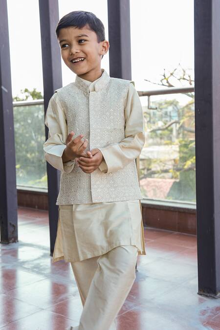 Buy_Taber Tikri_Beige Cotton, Silk Embroidery Kids Kurta Set _Online_at_Aza_Fashions